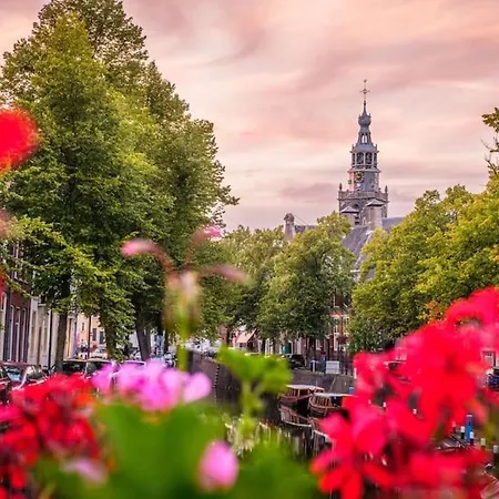 Apartment Centrum Met Prive Tuin En 2 Fietsen *